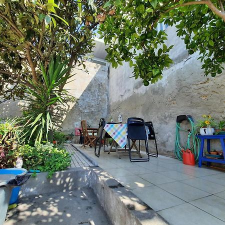 Appartamento The Country In The Town Lisbona Esterno foto